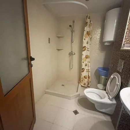 в комплексе голден хаус Apartman