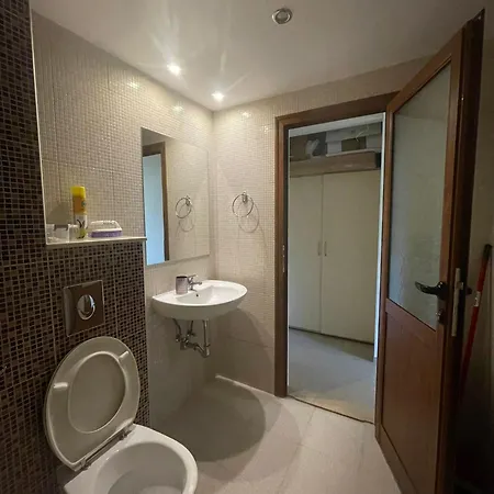 в комплексе голден хаус Apartman *